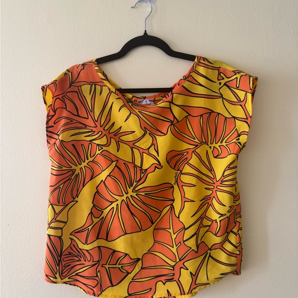 Manuhealii Yellow and Orange Cap Sleeve Blouse
